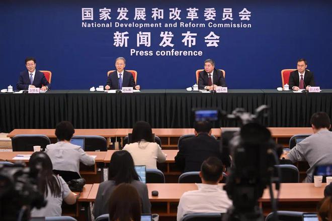 国家发改委：加快“换新+回收”物流体系和新模式发展