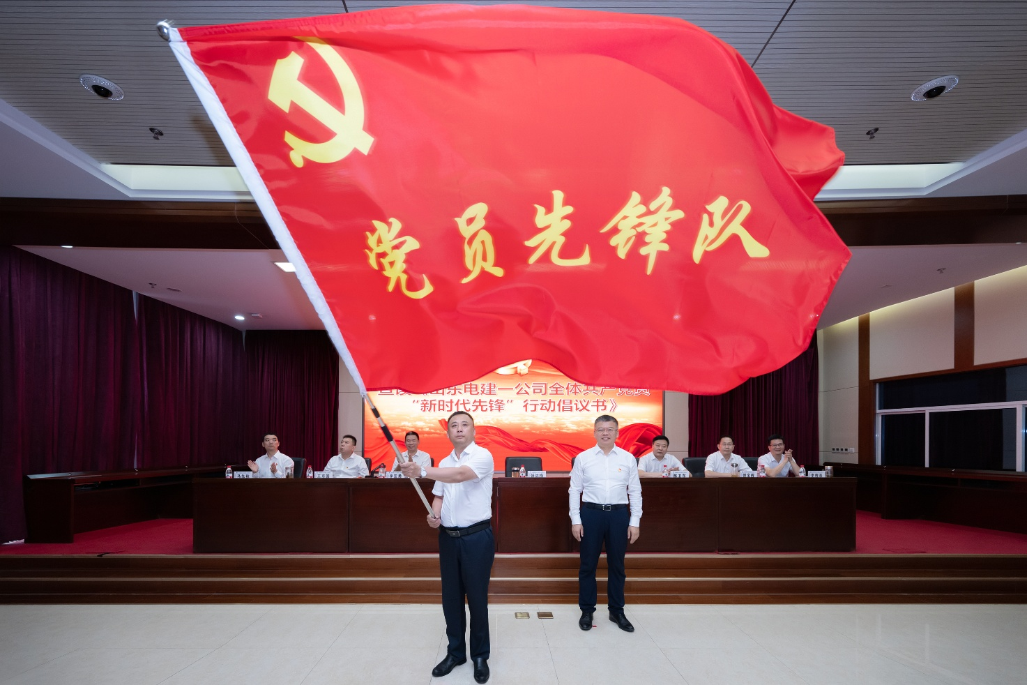 以满意为标尺山东电建一公司新能源公司打造“全周期服务升级”新范式(图1)