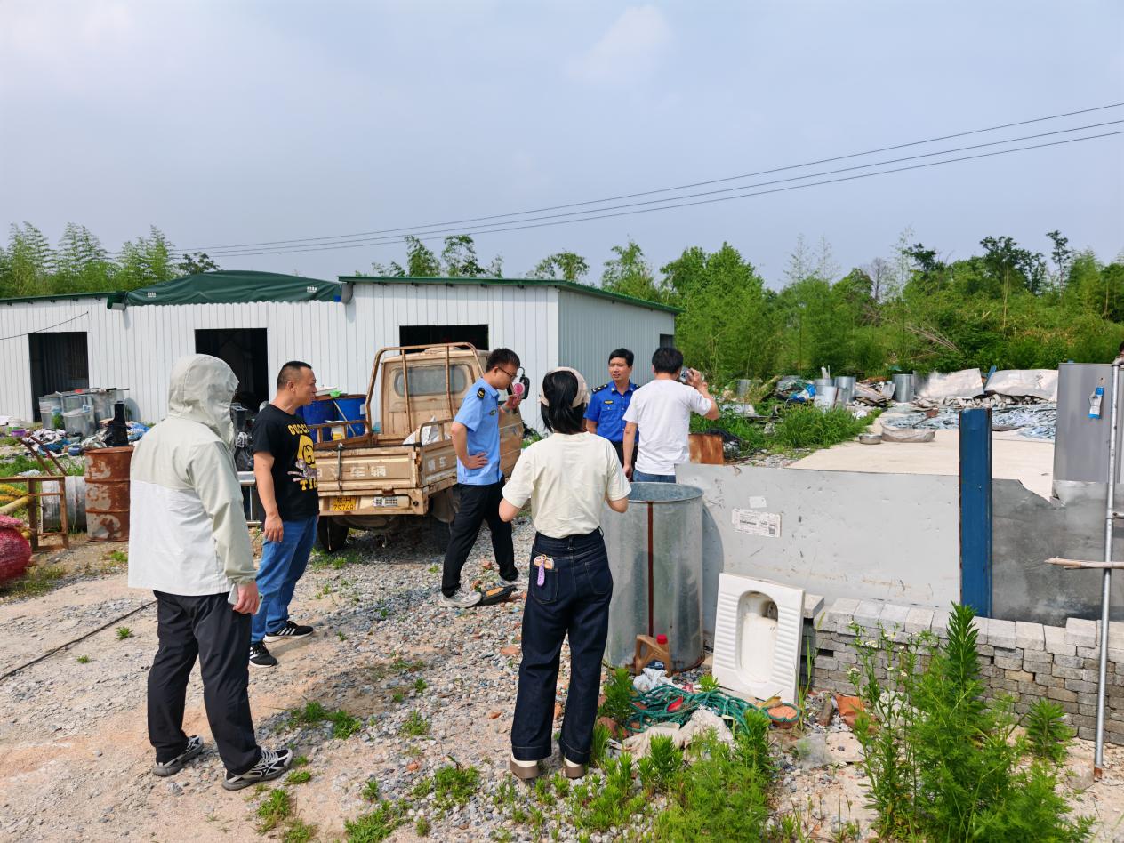 怀宁县高河镇深入开展再生资源回收行业专项整治行动(图1)