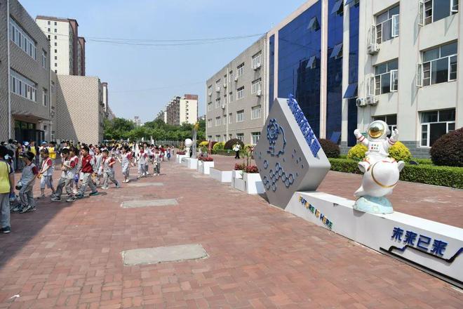 唐山市曹妃甸区唐海镇新立小学2025年第一届校园科技节精彩绽放(图5)