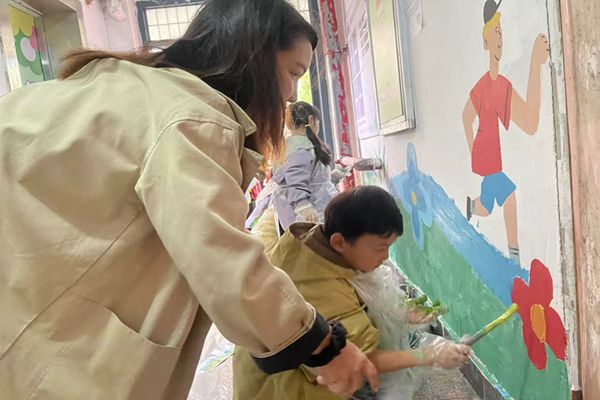 湾里街道石城社区：睦邻楼道益起造废旧物品“有归宿”(图3)