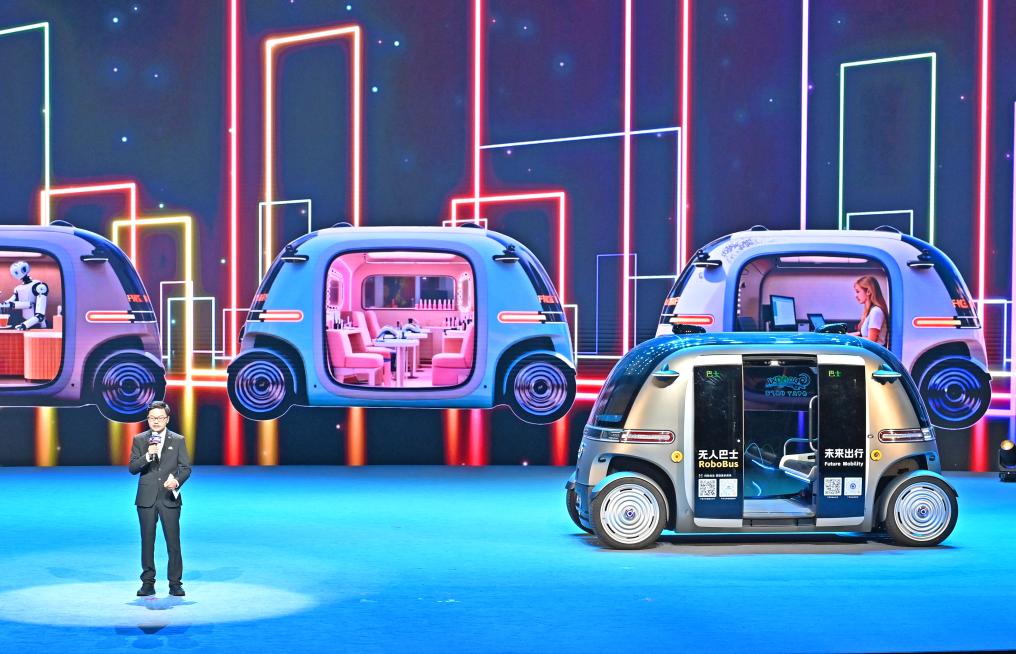 村有“社工”田有“园长”病捕快”——“A超”联赛“晒”出AI新生活(图1)