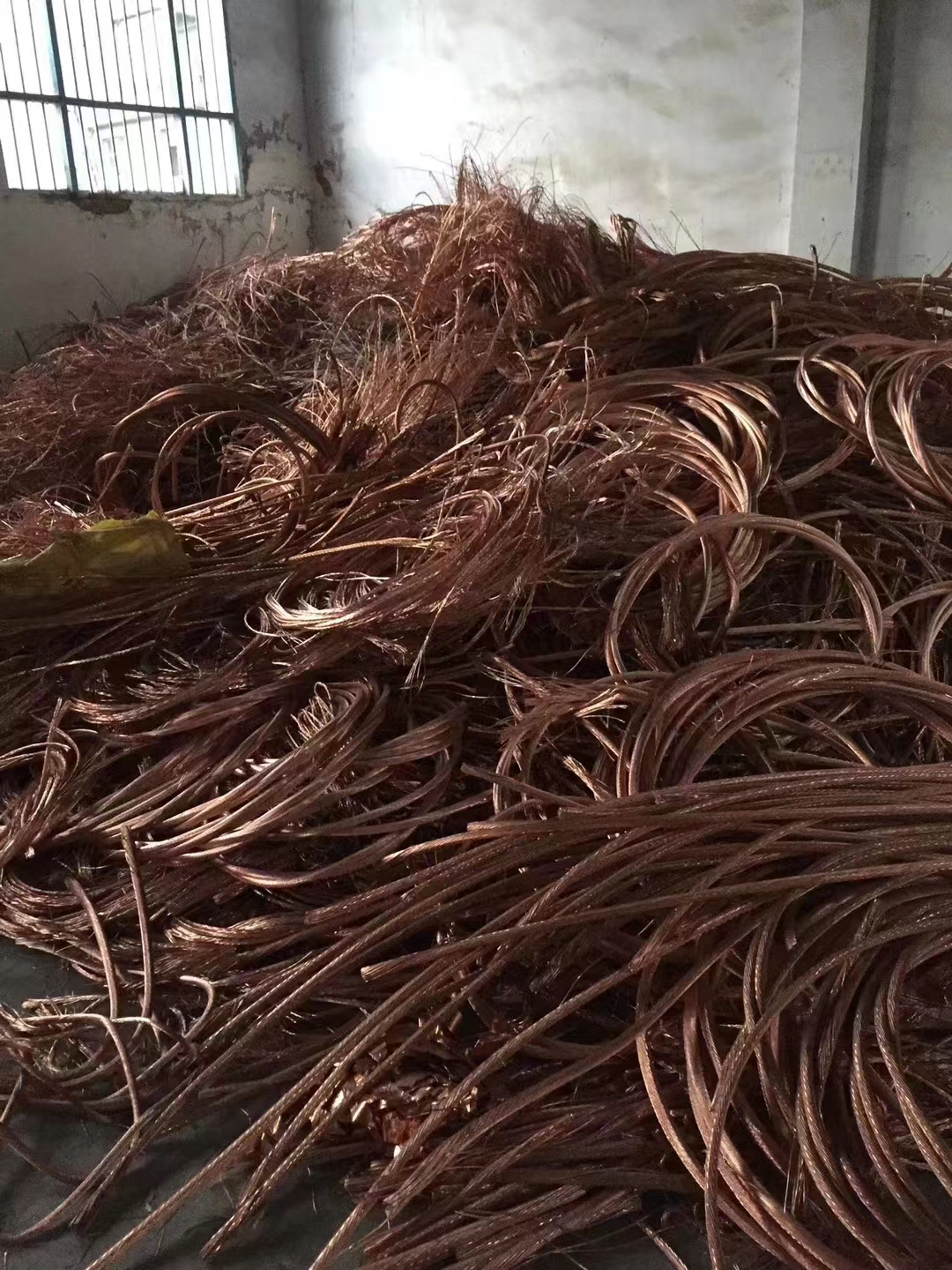 专注废旧物资回收(图1)