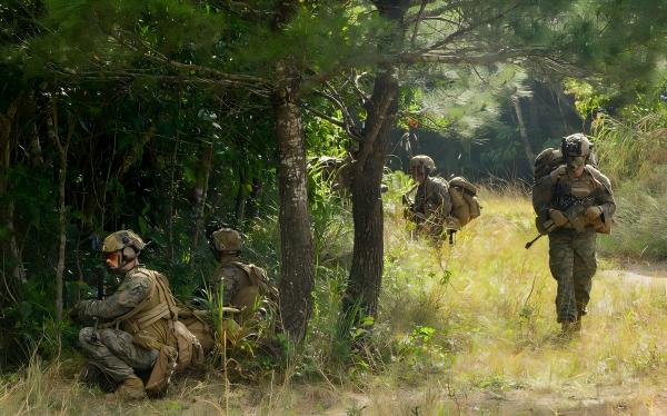 【观学院直播厅－思想者说】第23期：对伊开战一月有余最让人惊讶的是美军的拉胯-黄靖、李波(图2)