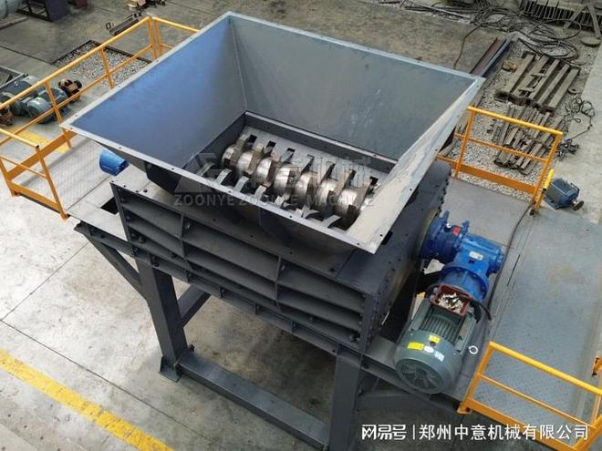 废旧金属物料撕碎机器大型双轴撕碎机(图2)