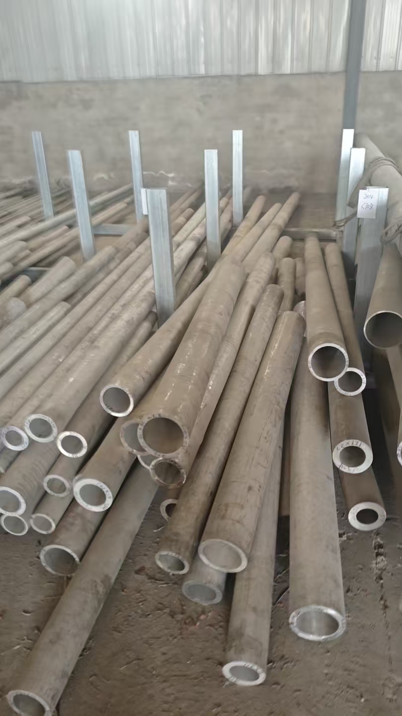 2026年Q2沈阳旧鞋回收难题破解？隆腾物资回收专业方案解析(图1)