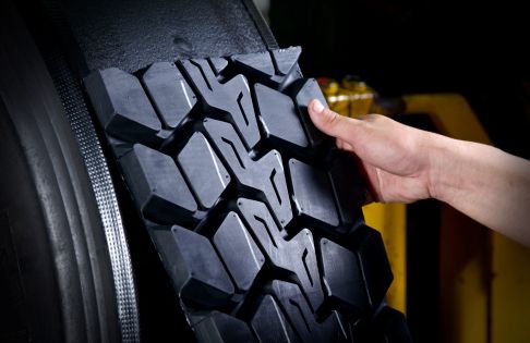 新政策利好废旧轮胎回收市场！(图2)